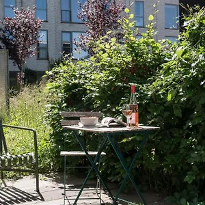  Apartment The Gardens By Daniel&jacob's